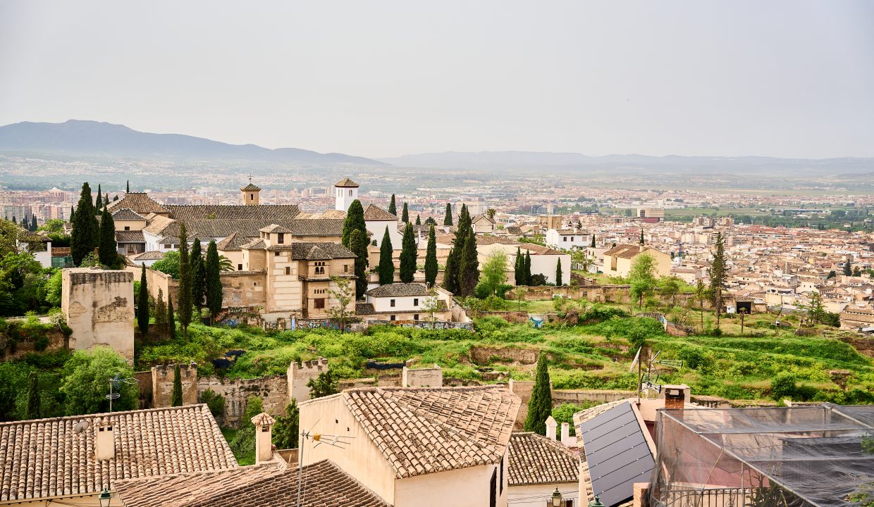 AmereGranadapisoventaBasurtovaloracionpisoCalleSanBartolomeGranada