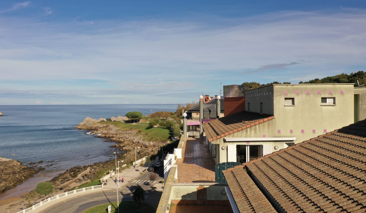 AmereBilbaopisodelujoventaBasurtovaloracionpisoCalleAvenidaRiomar1CastroUrdiales